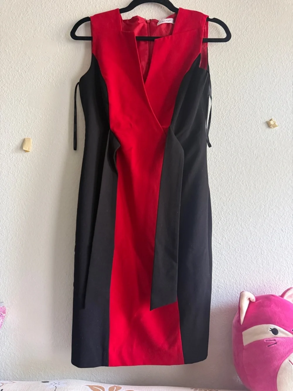 Calvin Klein Red and Black Colorblock Midi Sheath Dress size 4 - Picture 8 of 15